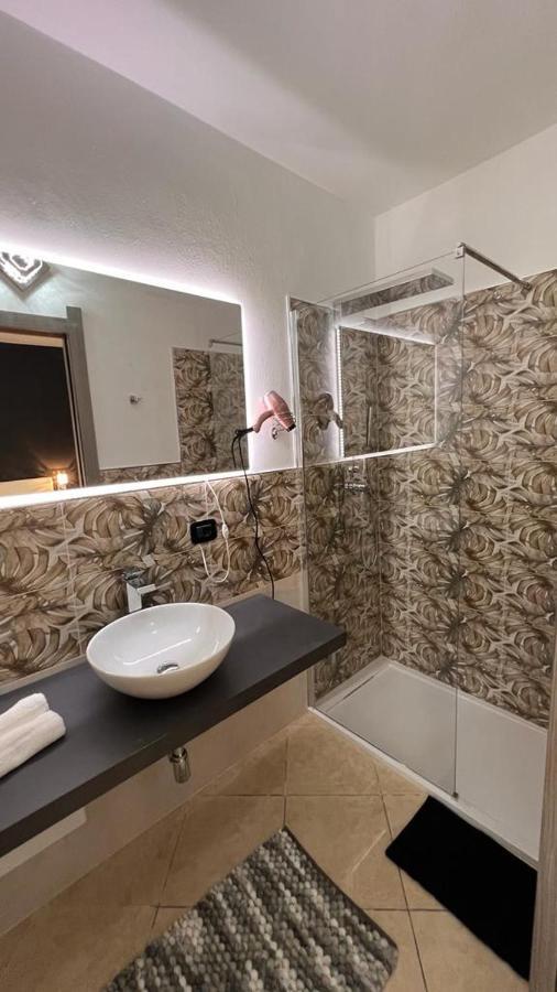 Come Per Incanto Rooms Bosa Esterno foto