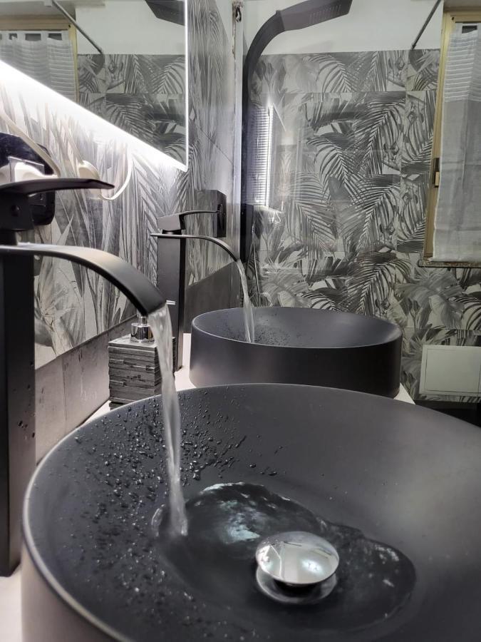 Come Per Incanto Rooms Bosa Esterno foto