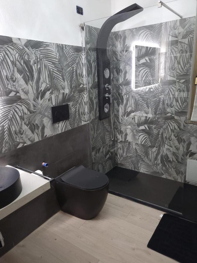 Come Per Incanto Rooms Bosa Esterno foto